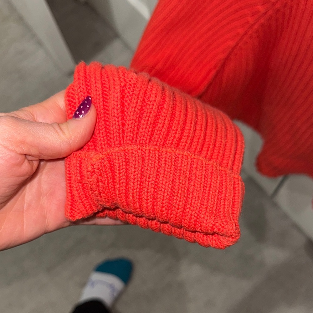 Red Ribbed Women’s Knit Sweater - Picture 4 of 6